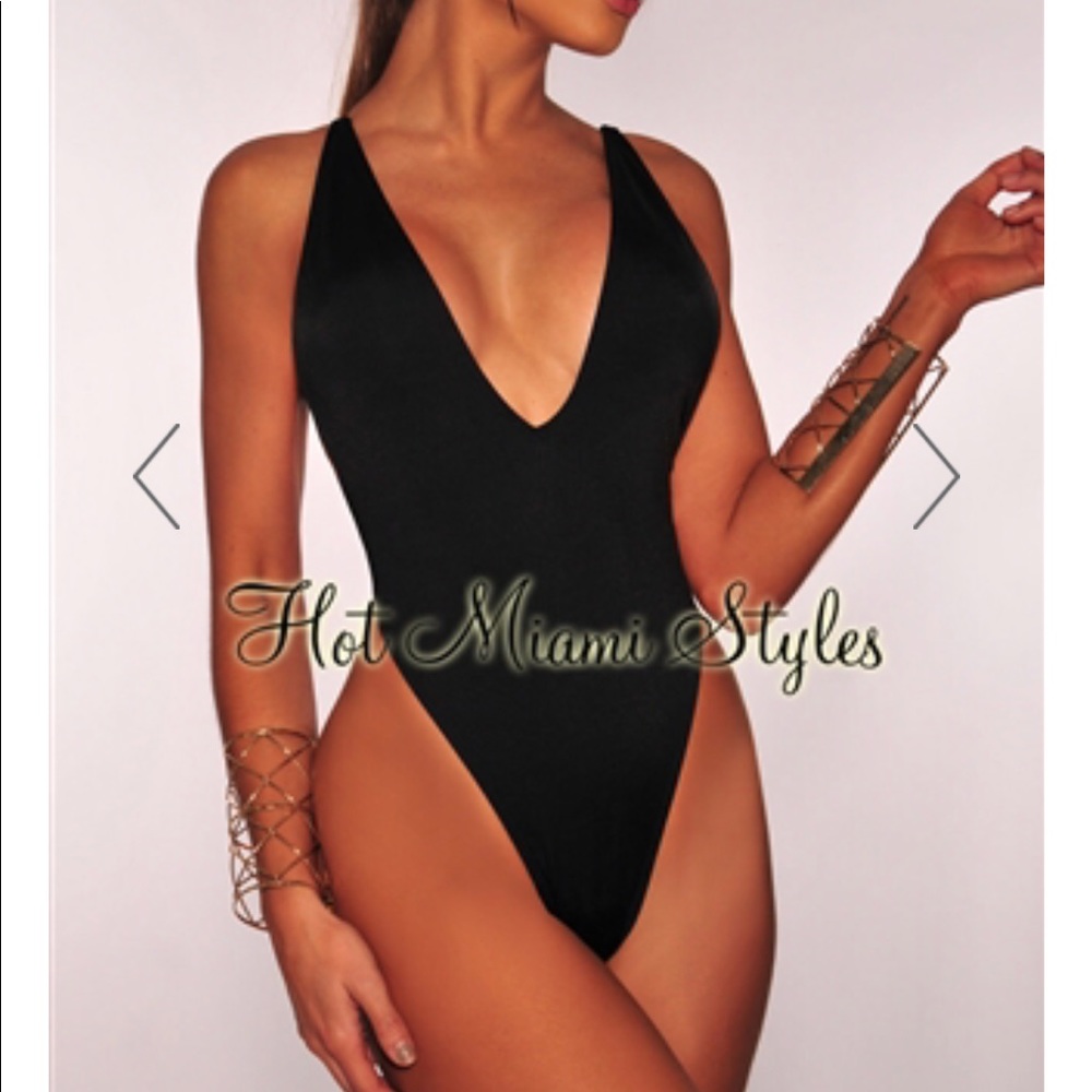 High cut swimsuit black small